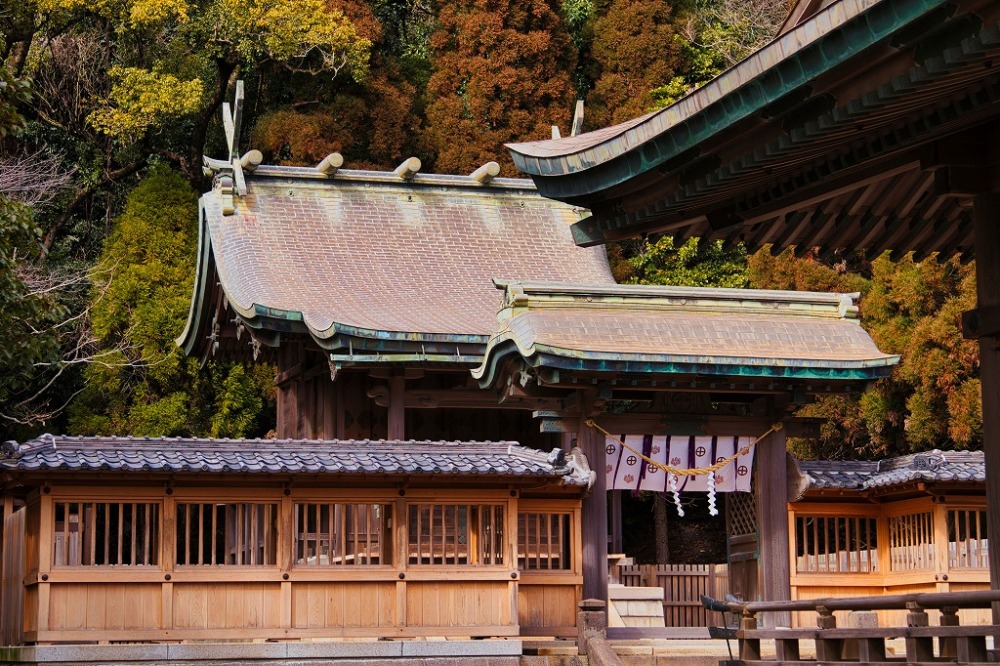 鶴嶺神社の本殿